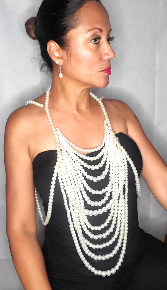 Pear Body Long Necklace