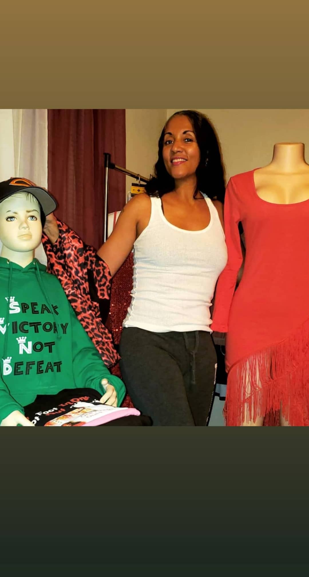 LEARN HOW TO DRESS "MANNEQUINS" WITH DIFFERENT STYLES "COURSE"
